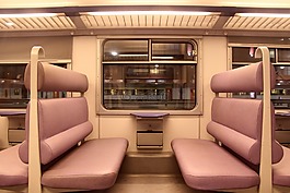 轎車,火車,地鐵