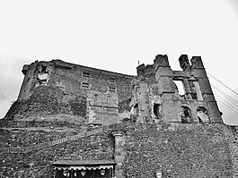城堡 de murol,中世紀(jì),黑色