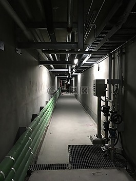 地下,黑暗,恐懼