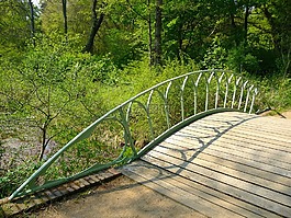 孔雀島,行人橋,橋