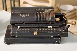計(jì)算機(jī),機(jī)械,老