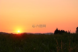 字段,太陽層,天空