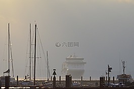 天星渡轮码头,阴霾,渡轮