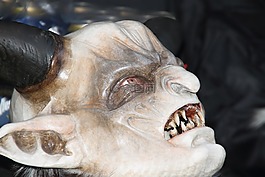 perchten,krampus,海關
