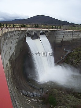 塞哥維亞,壩,浮橋