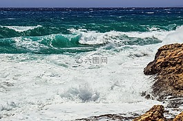 洶涌的大海,巖質(zhì)海岸,波