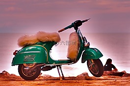 滑板車,海灘,落山的太陽