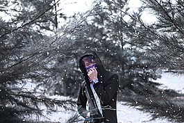 一个男孩,凉爽,森林