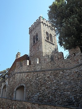 郎世寧卡爾杜齊,城堡,井