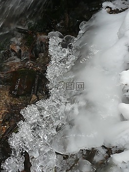 過獨身生活,水,性質(zhì)