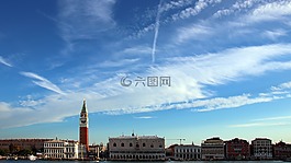 威尼斯,在上午,云