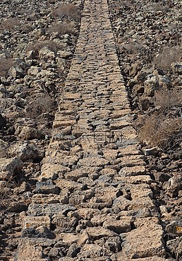 石頭,走的路,路
