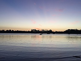 天空,水,日落