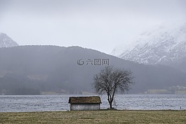 谷倉,霧,湖
