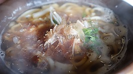 乌冬面,日本乌冬面,温暖的面条