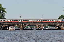 汉堡,binnenalster,火车