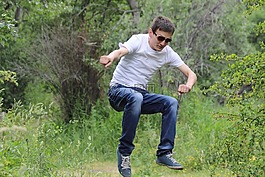 跳,性質(zhì),男子