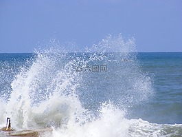 波,啟動(dòng)畫面,水