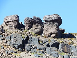 山,石頭,人物