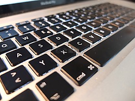 pro macbook,鍵盤,蘋果公司