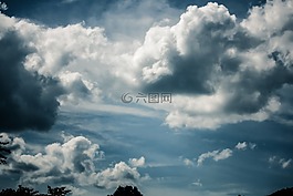 云,蓝色的云,美丽