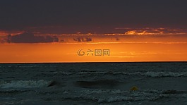 海,太陽,性質