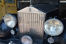 劳斯莱斯,银色幽灵旅游豪华轿车,车