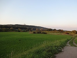 城堡,修道院,性質