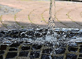 滴,水,雷