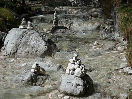 山,石头,河床