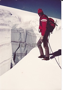 裂縫,登山向?qū)?冰