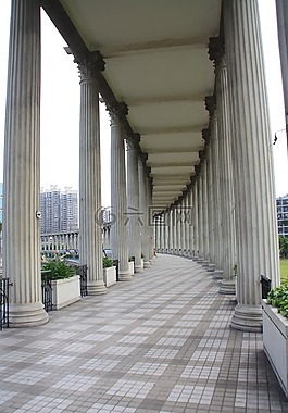 城市的長廊,柱子,風景