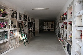 墳場,墓碑,墳?zāi)?/>
                            </a>
                            <div   id=