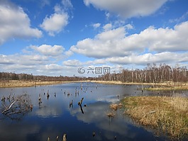 系泊,湖,性質
