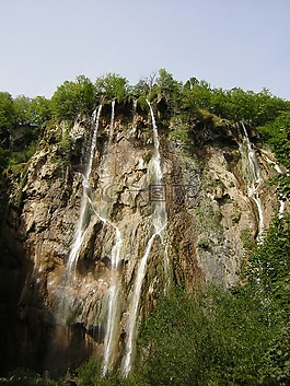 瀑布,性質(zhì),水