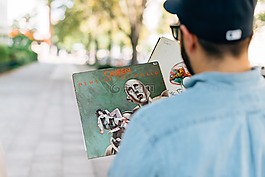 特寫(xiě),男子,音樂(lè)