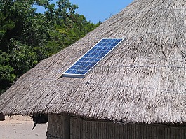 太陽能電池板,屋頂,稻草