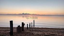 日落,人體內(nèi)的水,黎明
