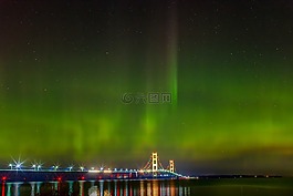 麦基诺桥,北极光,密歇根