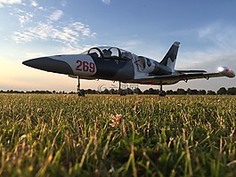 信天翁,l39,飛機