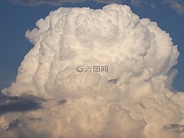 云,天空,風(fēng)雨如磐