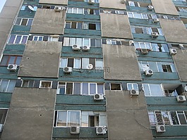 建設,布加勒斯特,羅馬尼亞