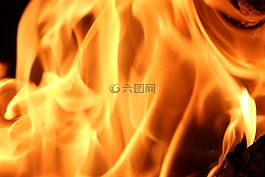 火,營(yíng)火,光