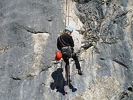 繞繩下降,爬,登山者