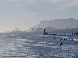 海,島,燈塔