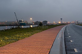 反光路面,聚民間,格羅寧根