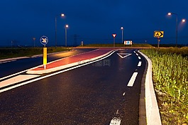 路,道路表面的反射,格羅寧根