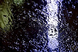 光,非,雨水