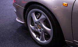 保時捷 911,993,車輪