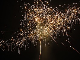 火箭,裂紋的影響,煙花爆竹